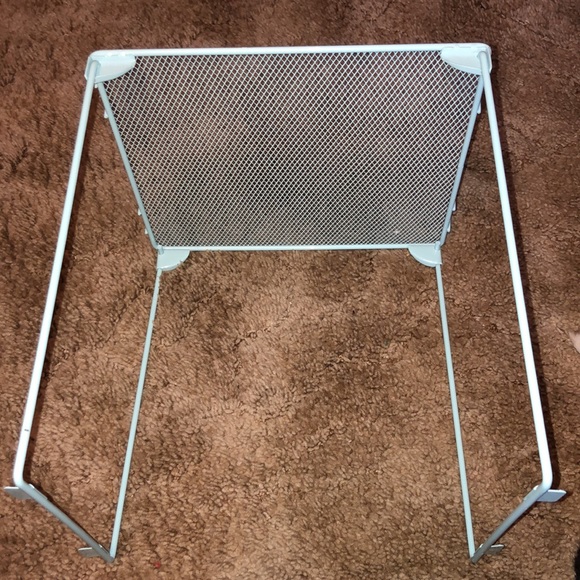 Schooling shelf - Picture 2 of 3